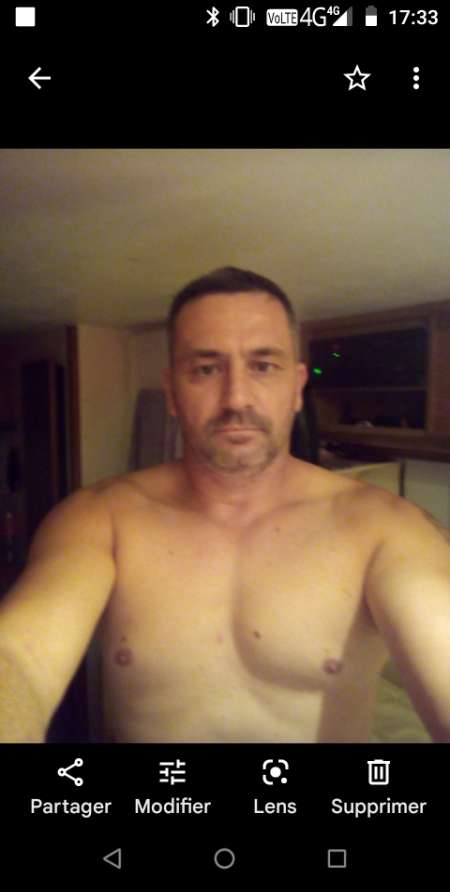 Homme 48 ans